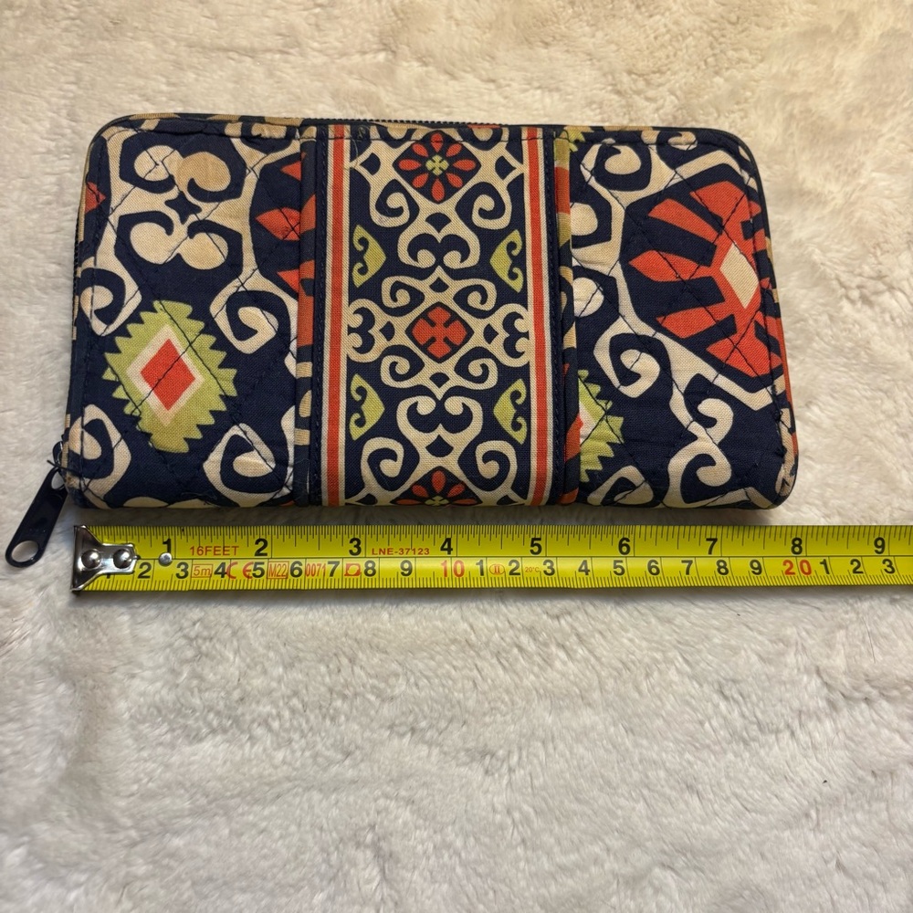 Vera Bradley Wallet Clutch Sun Valley Navy Cream Orange Lime Green Zipup - Picture 15 of 16